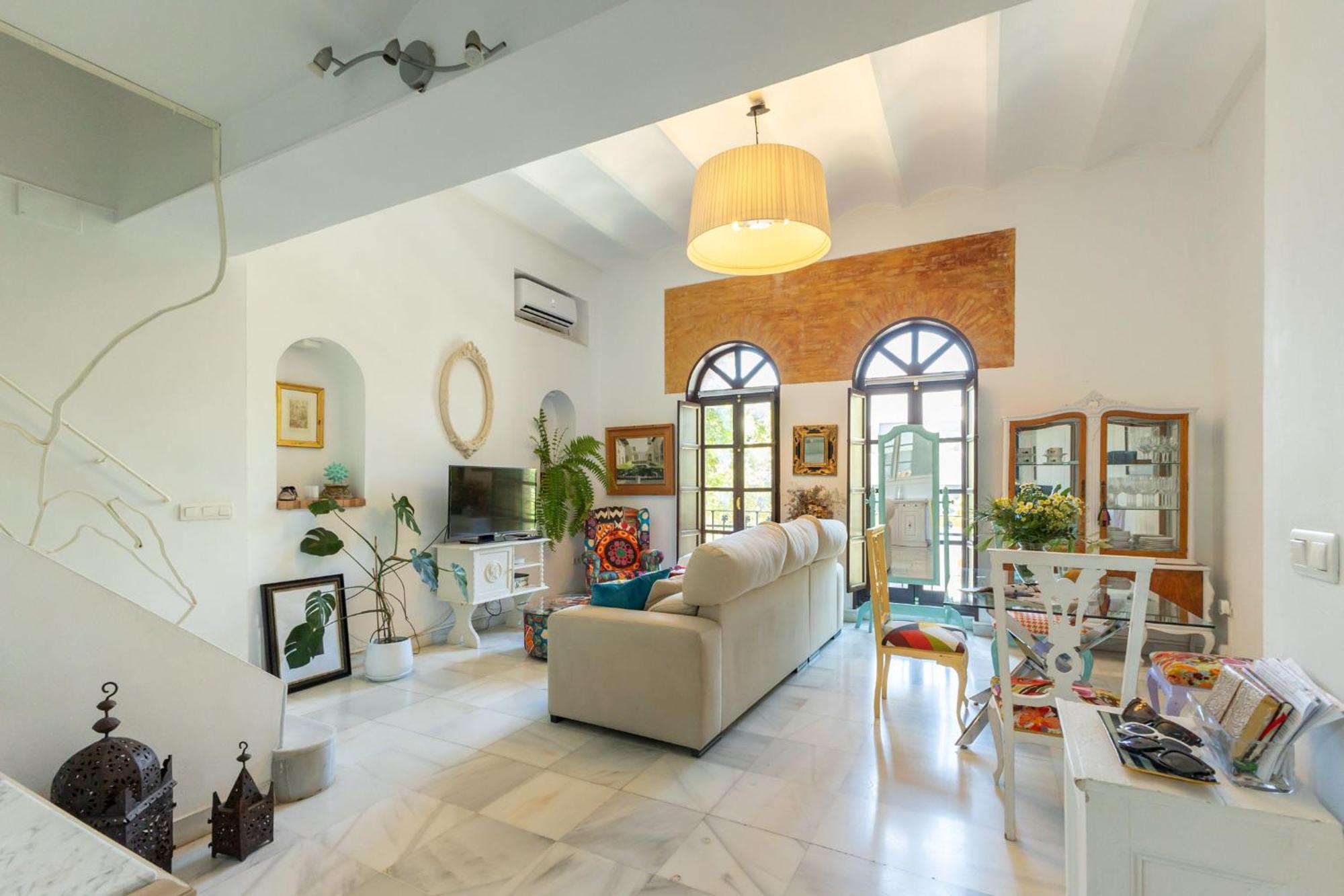 Charming 2 Bedroom Boutique Triplex Apartment With Private Terrace At Seville City Center By Ocityzen Buitenkant foto