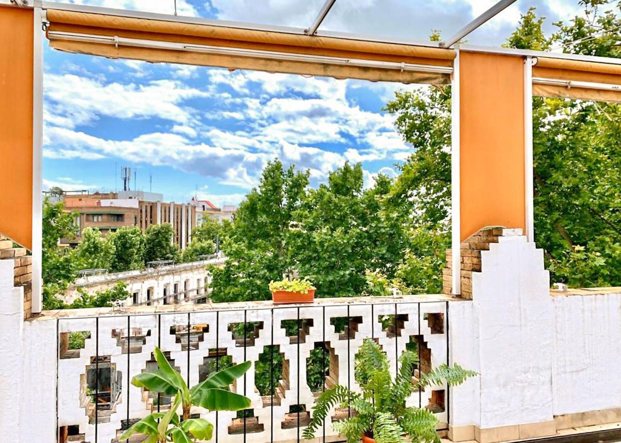 Charming 2 Bedroom Boutique Triplex Apartment With Private Terrace At Seville City Center By Ocityzen Buitenkant foto