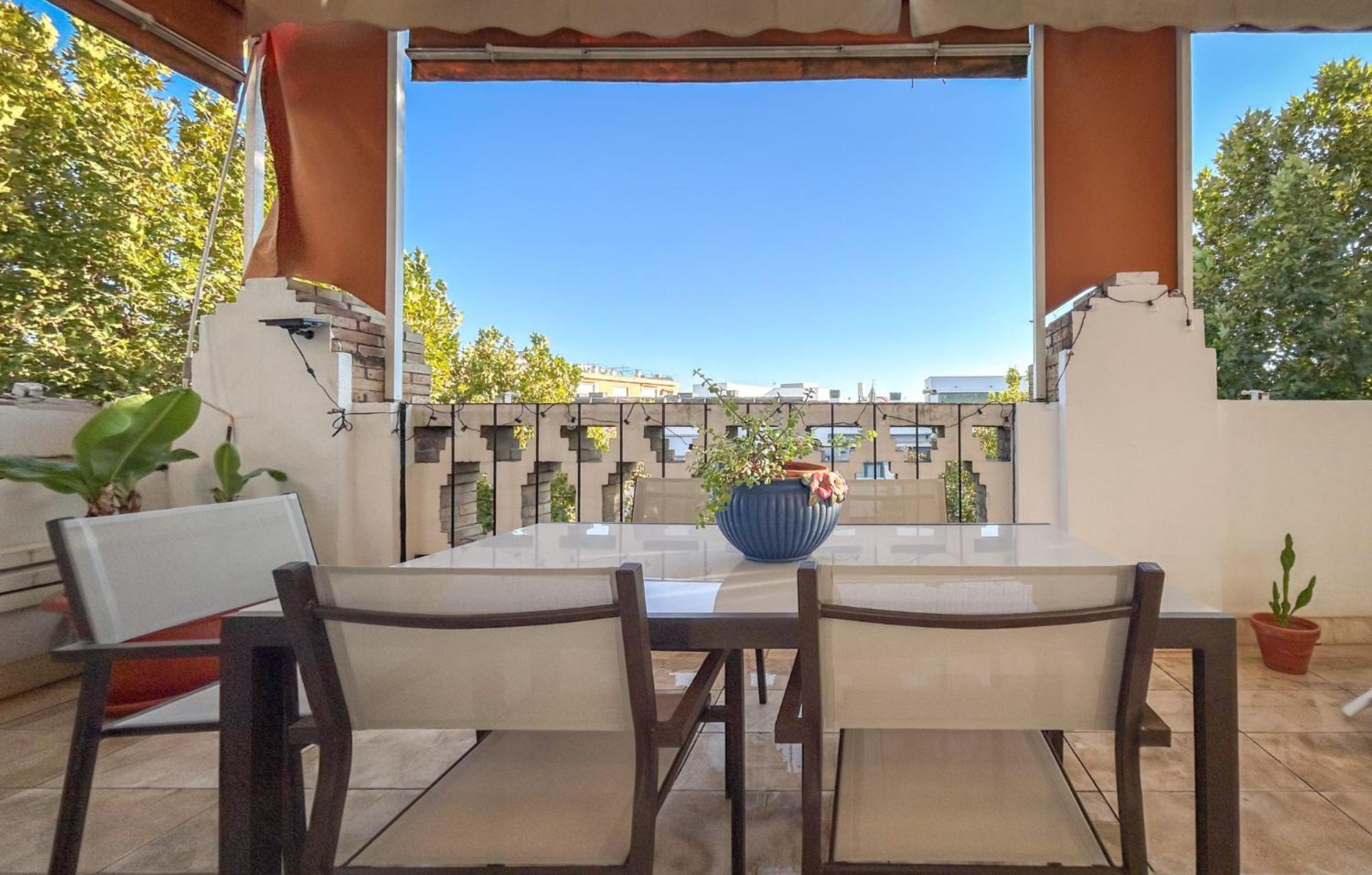 Charming 2 Bedroom Boutique Triplex Apartment With Private Terrace At Seville City Center By Ocityzen Buitenkant foto